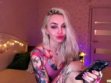 LillyMoure_  live sex cam