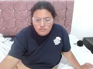 Rapunselxxx  live sex cam