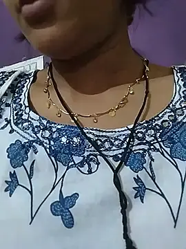 Sexydevi00  live sex cam