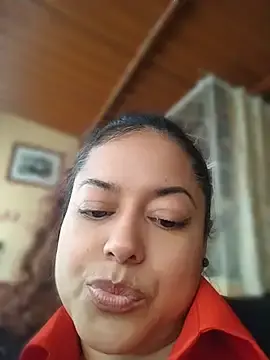 SophiaLarusso  live sex cam