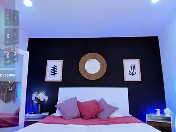 VioletPaket  live sex cam