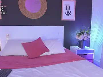 VioletPaket  live sex cam