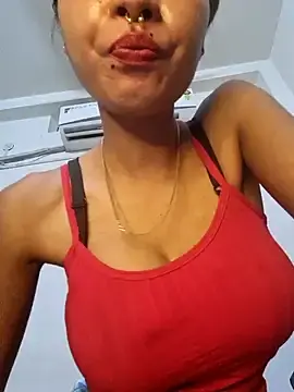 Goddesssuman  live sex cam