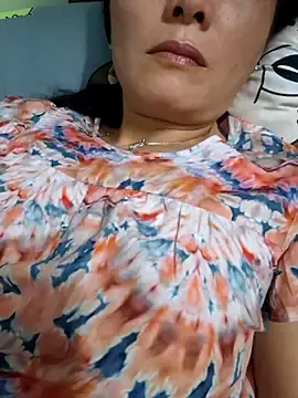 Baby-sexytits18  live sex cam
