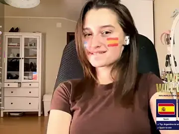 DarlineBrustera  live sex cam