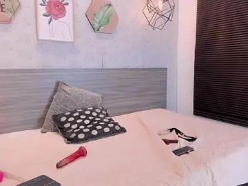 Mia_fox_07  live sex cam