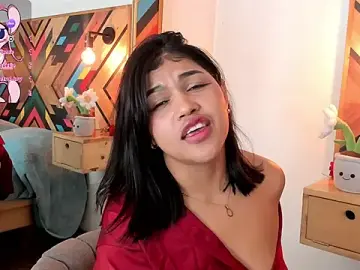 NaiirobiSwan  live sex cam