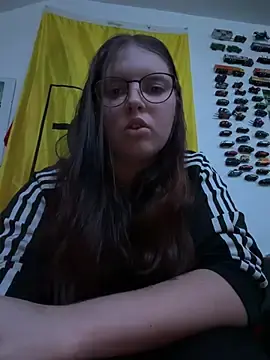 YoungLeni18  live sex cam