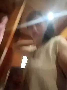 Gwen-lady  live sex cam