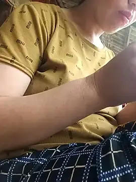 Gwen-lady  live sex cam