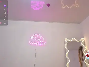 Kittystart_tay  live sex cam