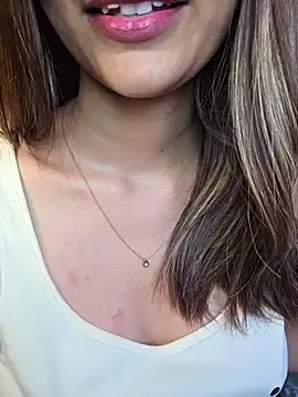 Amelia4U  live sex cam