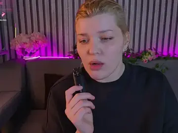 Michele_Greenn  live sex cam