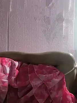 Juicy-milu  live sex cam
