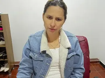 Lauren_ashlee  live sex cam