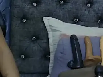Sara_greyx  live sex cam