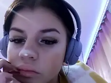 CecilyGraul  live sex cam