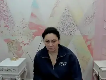 Elza_44  live sex cam