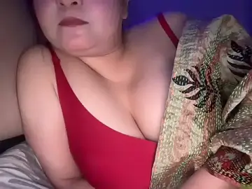 Hersheykaur  live sex cam