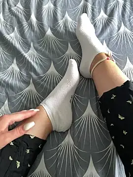 LilouPieds  live sex cam
