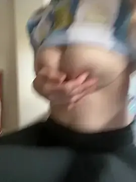 Magiuxxx96  live sex cam