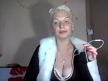 MaryJane441  live sex cam