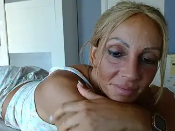 Cari_guerrera  live sex cam