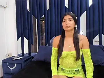 Kattyx95  live sex cam
