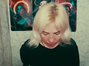 LilaCandy6  live sex cam