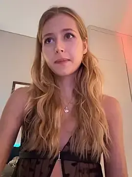 LunaRase  live sex cam