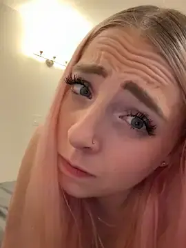 Roxybluee  live sex cam