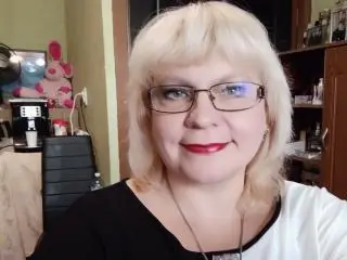 BeverlyCynia  live sex cam