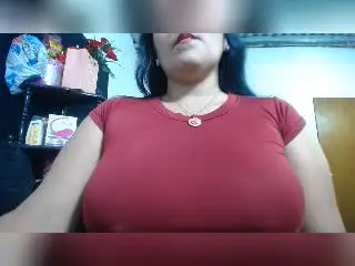 TrishaXx  live sex cam
