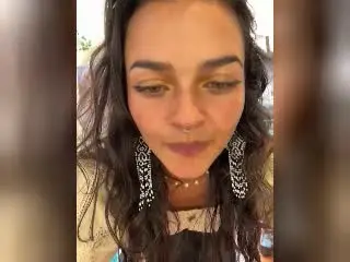 LucyySky  live sex cam