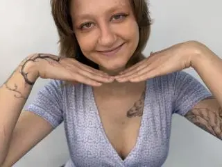 KarenaDenjen  live sex cam