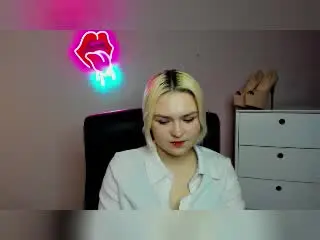 SweetLilyy  live sex cam