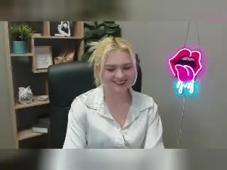 SweetLilyy  live sex cam