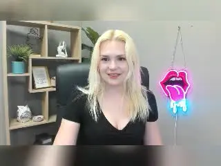 SweetLilyy  live sex cam