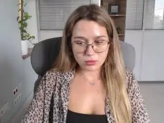Viktoriyya  live sex cam