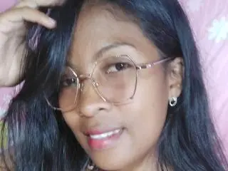 LolieChaude  live sex cam