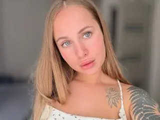 MirckyBlush  live sex cam