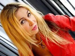 StarCrystal  live sex cam