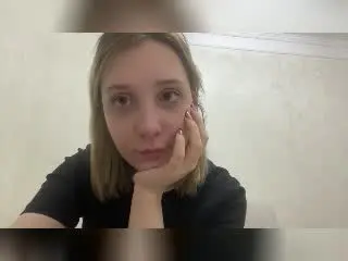 SashaSmithe  live sex cam