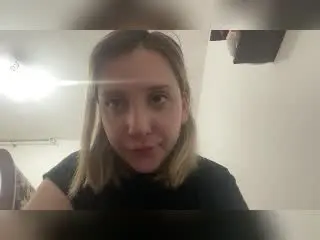 SashaSmithe  live sex cam