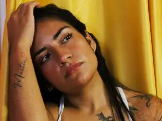 EmmaSteele  live sex cam