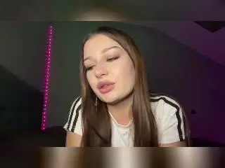 ImeldaWhitcome  live sex cam