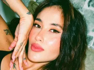 HarleyRoods  live sex cam