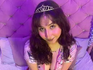 MaddieLesYoux  live sex cam