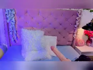 MaddieLesYoux  live sex cam
