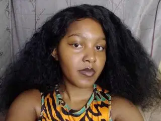CheryeBonyQueen  live sex cam
